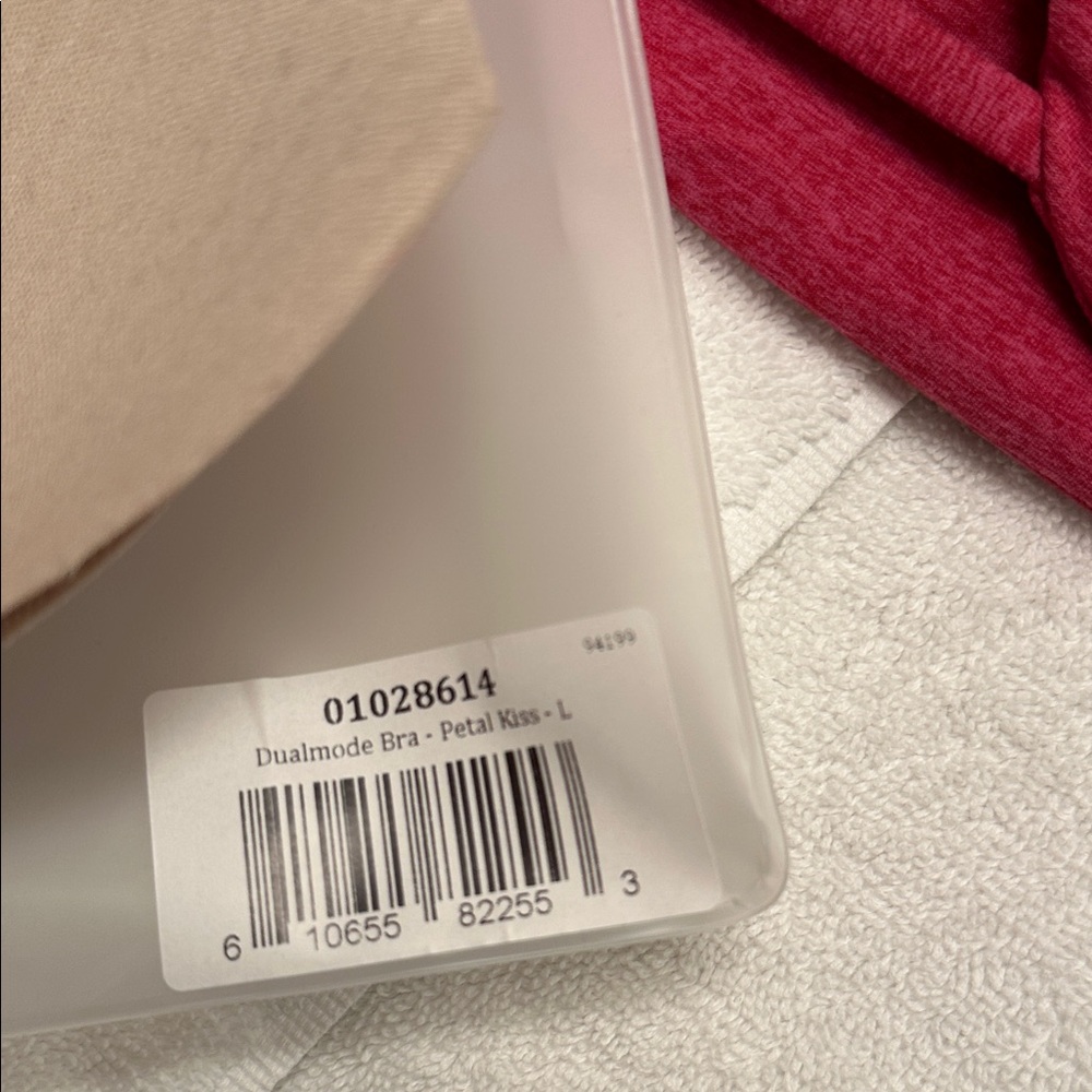 Bombshell sportswear DUALMODE BRA in petal kiss   Size Large - Picture 5 of 10